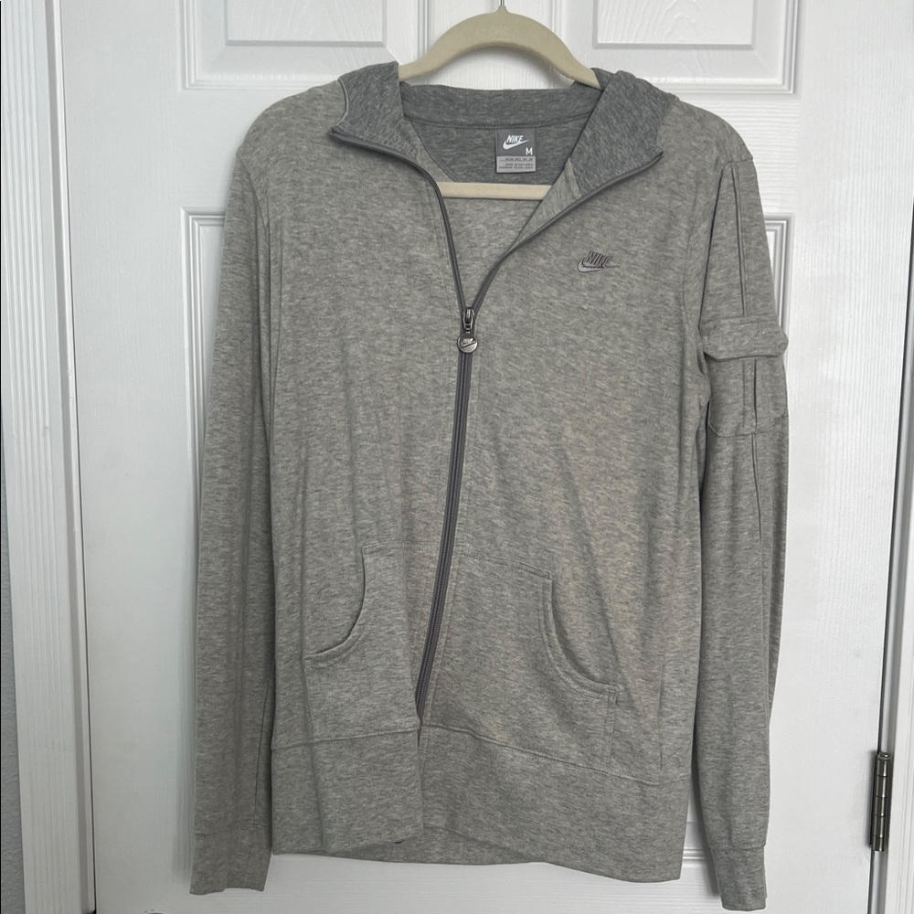 Nike hoodie Medium